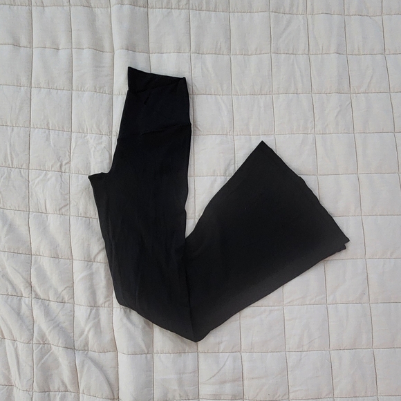 Aerie OFFLINE Black Leggings - Picture 1 of 8